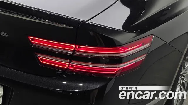 Genesis G80 RG3 — Фото автомобиля 8