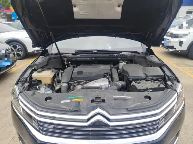 Citroen C6 — Фото автомобиля 15