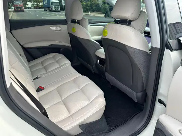 IM Motors LS6 — Фото автомобиля 4