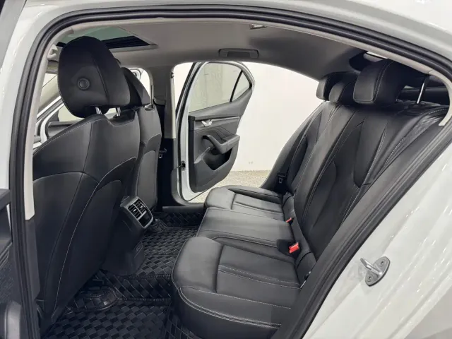 Skoda Octavia — Фото автомобиля 6