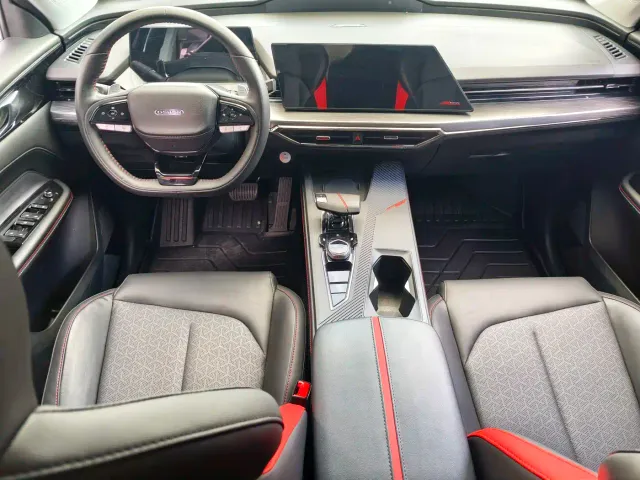 Changan Z6 — Фото автомобиля 5