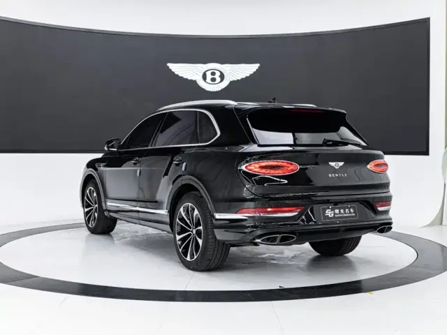 Bentley Bentayga — Фото автомобиля 6