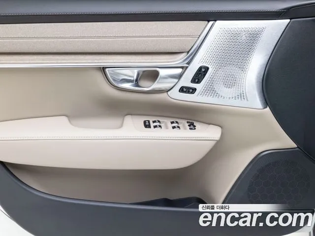 Volvo S90 — Фото автомобиля 18
