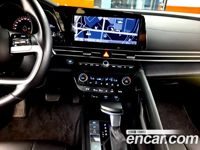 Hyundai Avante CN7 — Фото автомобиля 13