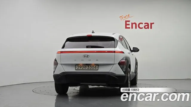 Hyundai Kona SX2 — Фото автомобиля 4