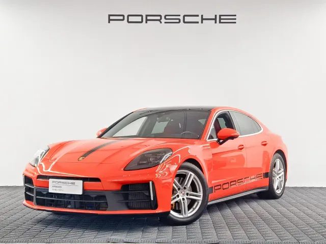 Фотография автомобиля — Porsche Panamera