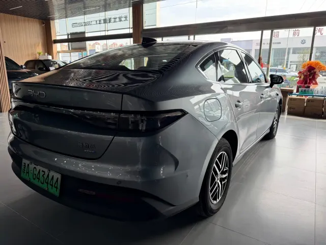 BYD Seal 05 DM-i — Фото автомобиля 4