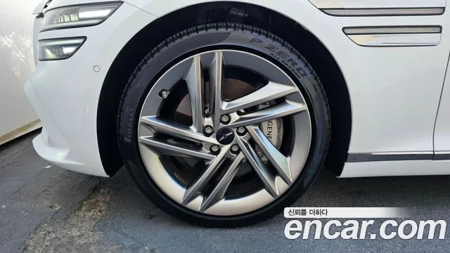 Genesis G80 Бензин 2.5 турбо AWD — Фото автомобиля 5