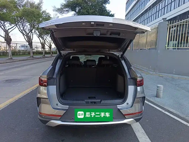 BYD Song PLUS — Фото автомобиля 18