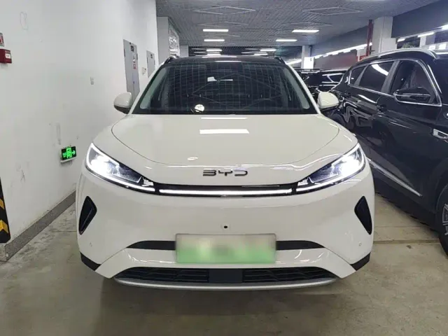 BYD Sealion 05 EV — Фото автомобиля 2