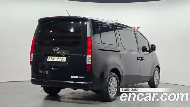 Hyundai Staria Staria Карго 3 места — Фото автомобиля 2