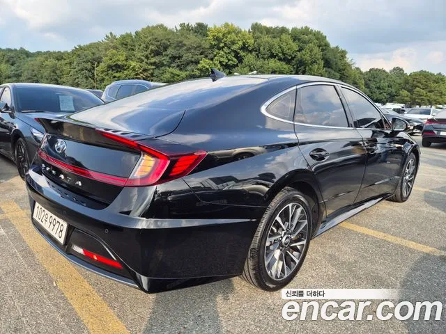 Hyundai Sonata — Фото автомобиля 4