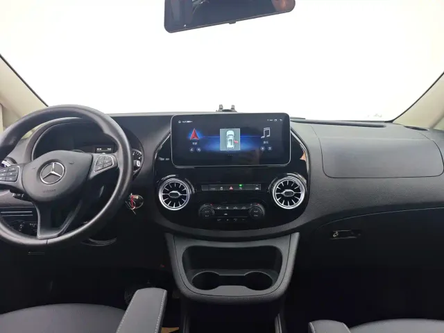 Mercedes-Benz Vito — Фото автомобиля 9