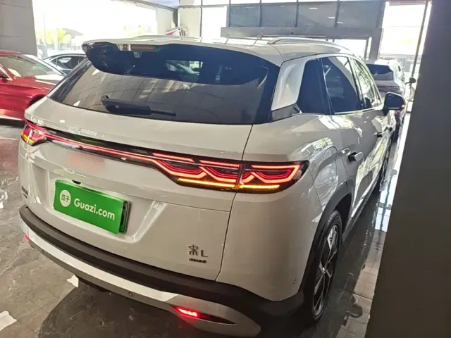 BYD Song L DM-i — Фото автомобиля 6
