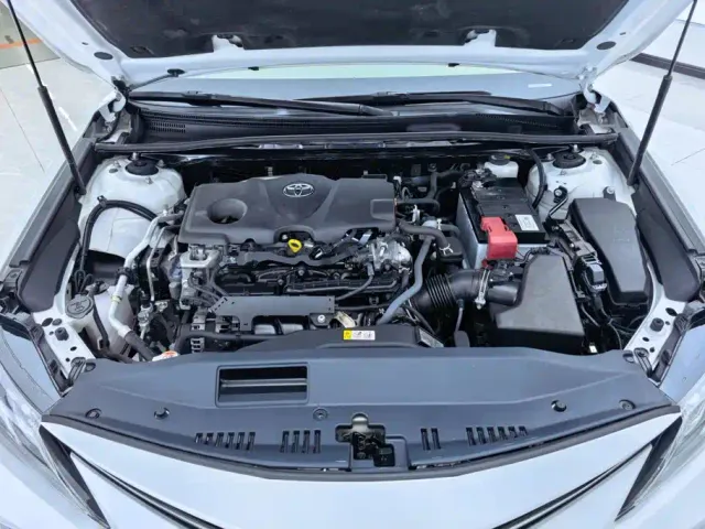 Toyota Camry — Фото автомобиля 10