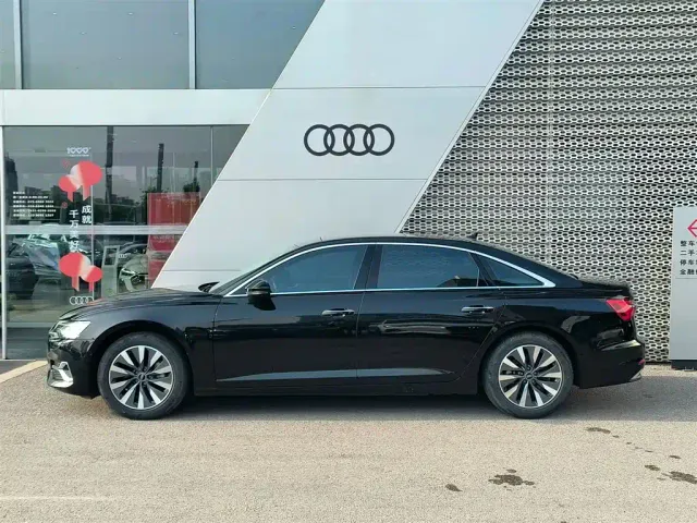 Audi A6L — Фото автомобиля 3