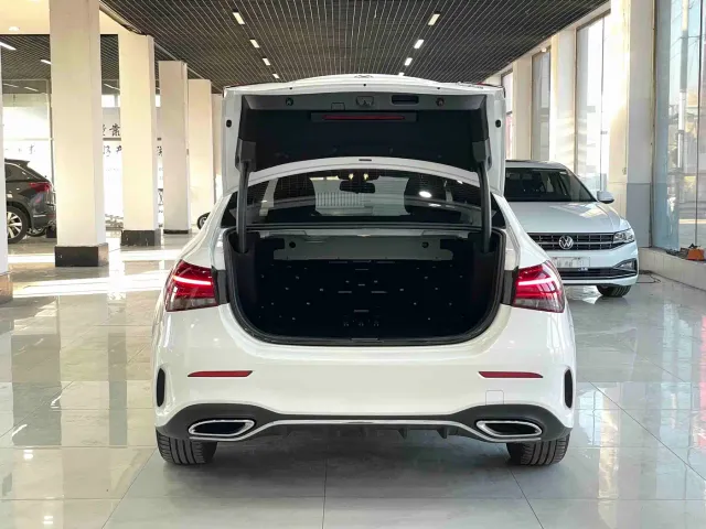 Mercedes-Benz A-Class — Фото автомобиля 15