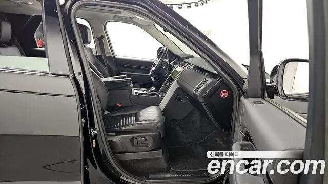 Land Rover Discovery — Фото автомобиля 11