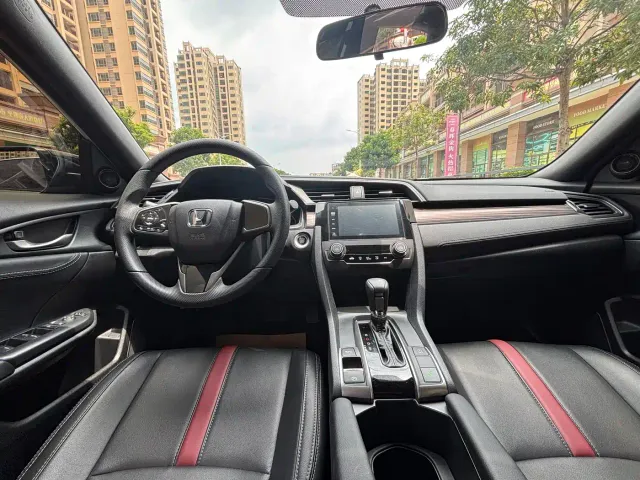 Honda Civic — Фото автомобиля 8