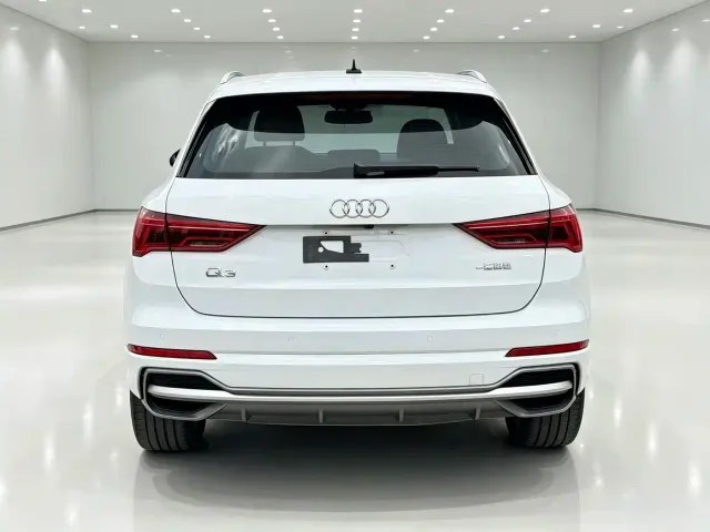 Audi Audi Q3 2022 35 TFSI Fashion Dynamic — Фото автомобиля 4