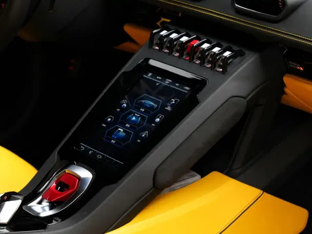 Lamborghini Huracan — Фото автомобиля 9