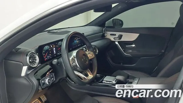 Mercedes-Benz CLA-Class — Фото автомобиля 13