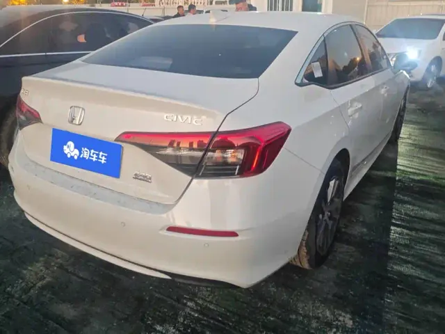 Honda Civic — Фото автомобиля 3