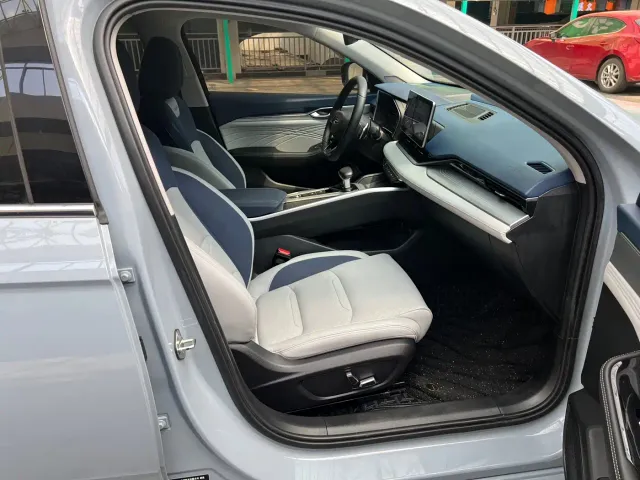 Geely Xingrui — Фото автомобиля 4