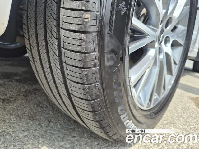 Genesis GV80 2.5T Бензин AWD — Фото автомобиля 11
