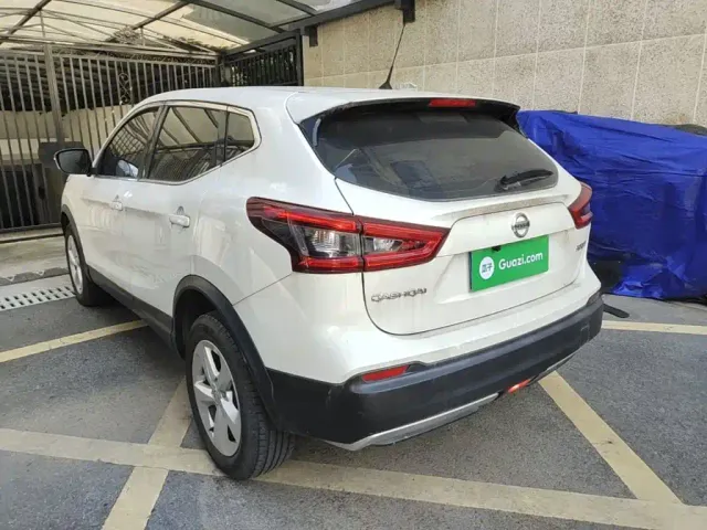Nissan Qashqai — Фото автомобиля 4