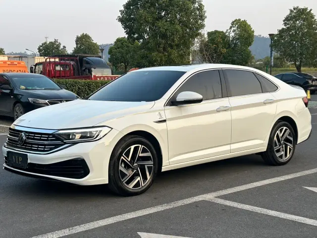 Volkswagen Sagitar — Фото автомобиля 3