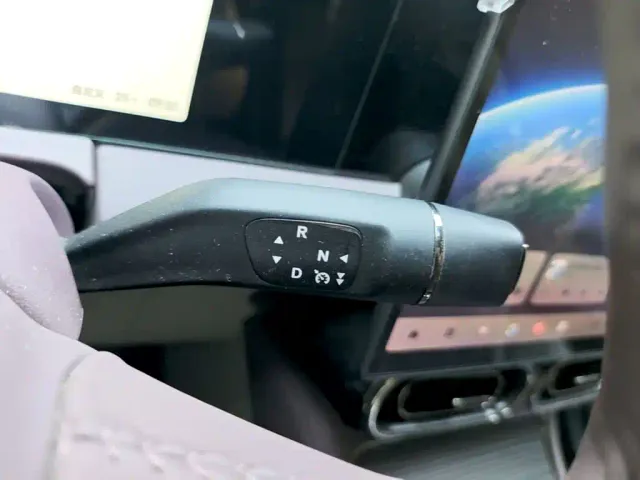 Leapmotor C11 — Фото автомобиля 13