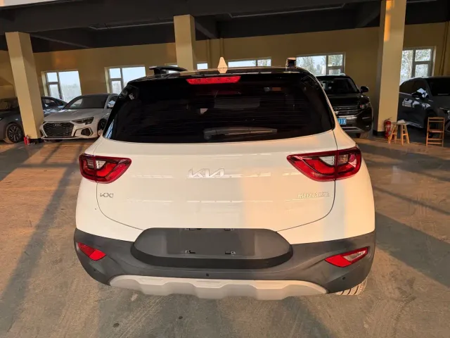 Kia KX1 — Фото автомобиля 9