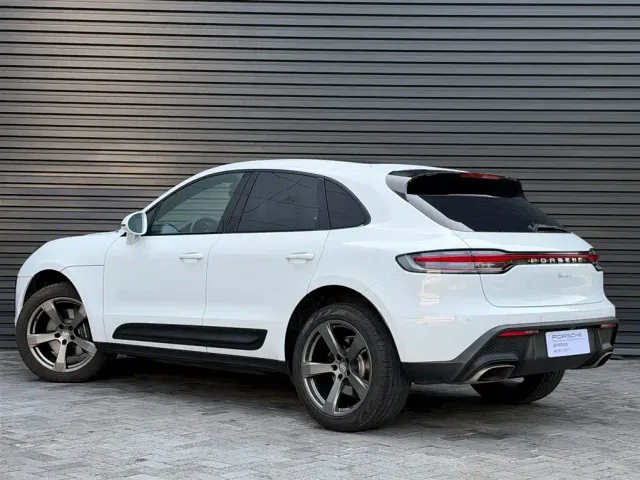 Porsche Macan — Фото автомобиля 3