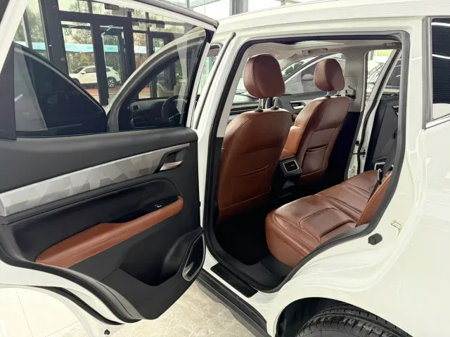 Geely Vision X6 — Фото автомобиля 15