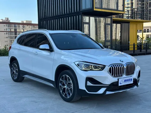 BMW X1 — Фото автомобиля 3