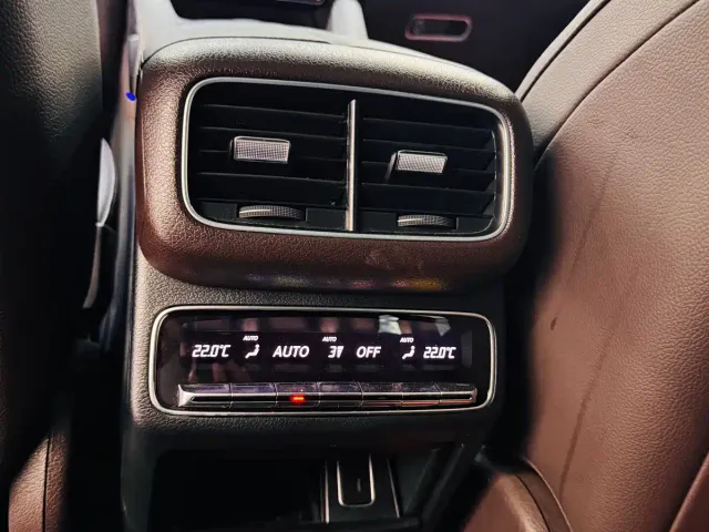 Mercedes-Benz GLS-Class — Фото автомобиля 8