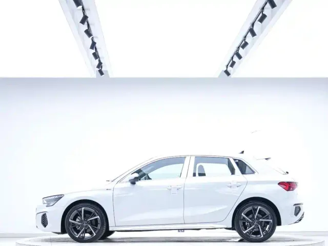 Audi A3 — Фото автомобиля 2