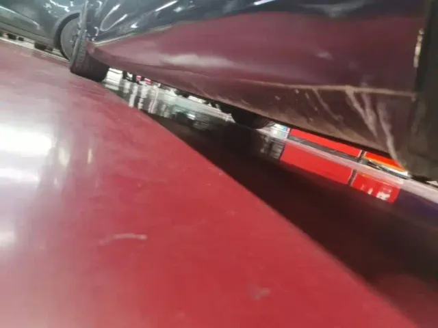 Tesla Model 3 — Фото автомобиля 21
