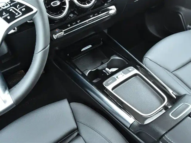 Mercedes-Benz GLA-Class — Фото автомобиля 15