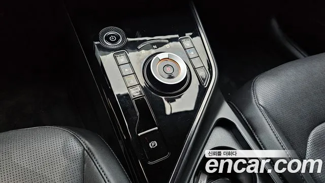 Kia Niro Niro (New) — Фото автомобиля 12