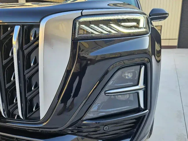 Hongqi HS5 — Фото автомобиля 3