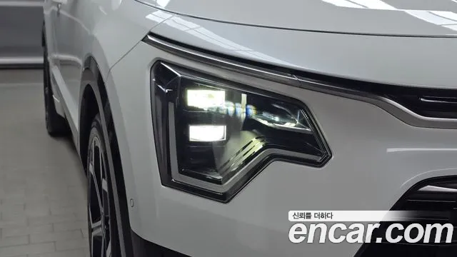 Kia Niro The All New Niro Signature — Фото автомобиля 22