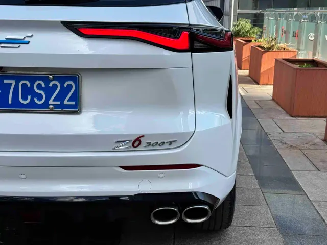 Changan Z6 — Фото автомобиля 22