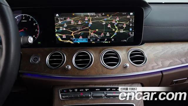 Mercedes-Benz E-Class W213 — Фото автомобиля 18