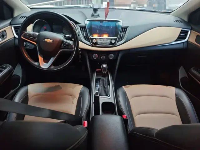 Chevrolet Monza — Фото автомобиля 5
