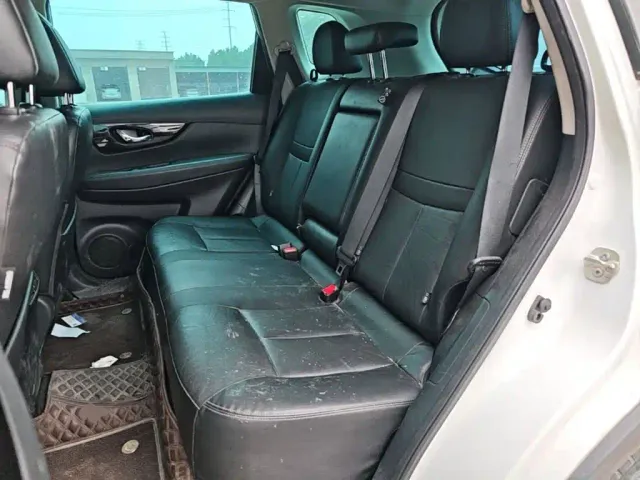 Nissan X-Trail — Фото автомобиля 16