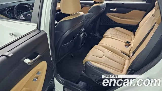 Hyundai Santafe — Фото автомобиля 12