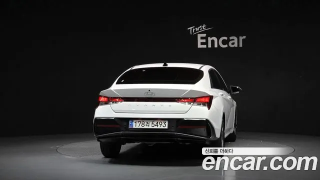 Hyundai AVANTE Новый Avante (CN7) — Фото автомобиля 3