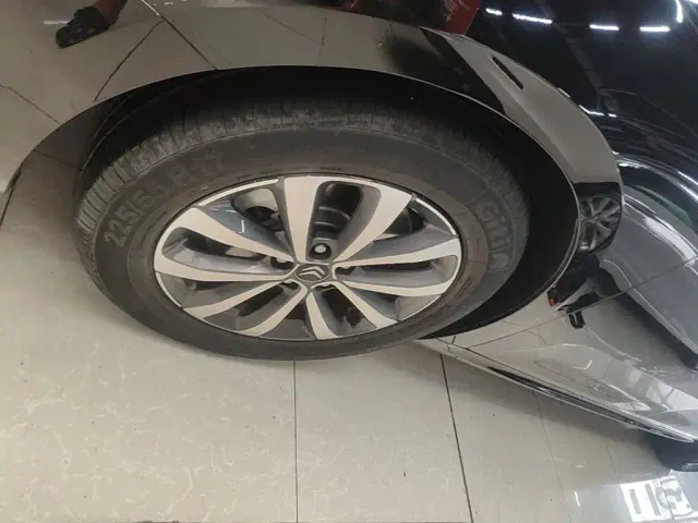 Citroen C6 — Фото автомобиля 22